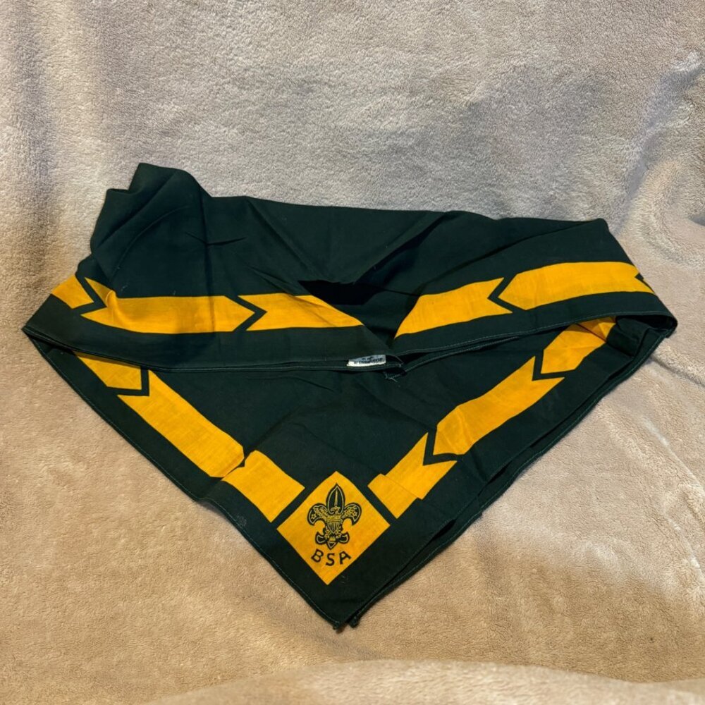 Vintage Boy Scouts Scarf Neckerchief Green gold tagged with original owners labe